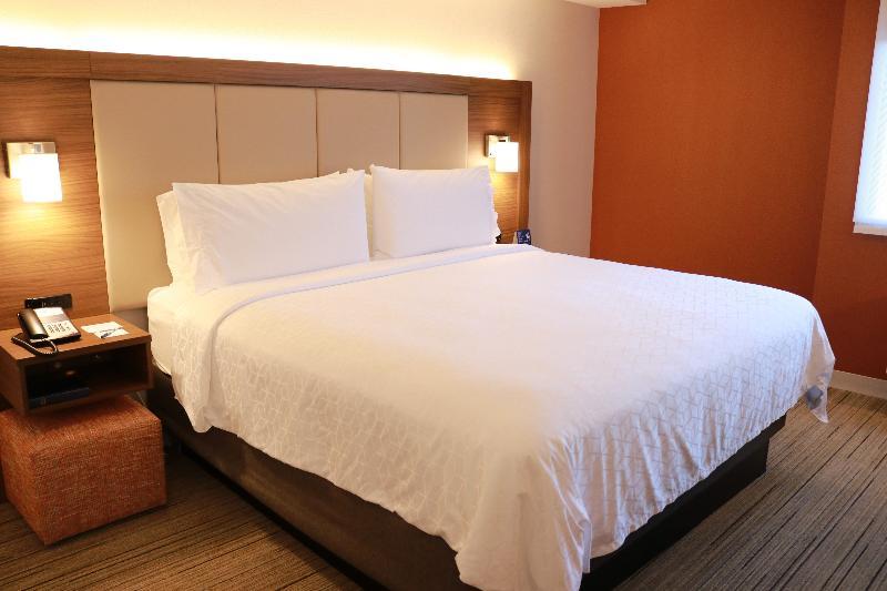 Holiday Inn Express Seattle - Sea-Tac Airport By Ihg SeaTac Exterior foto